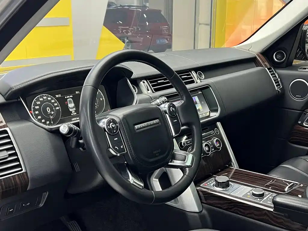 Land Rover Range Rover 2017 3.0 SC V6 Vogue