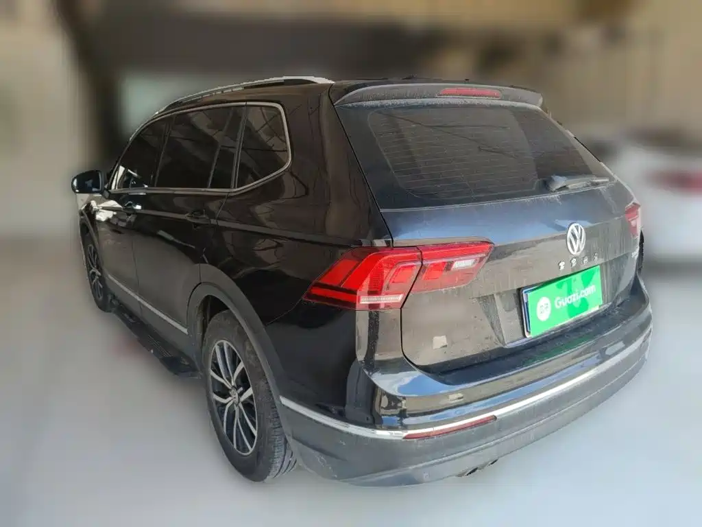 Volkswagen Tiguan L — миниатюра 25