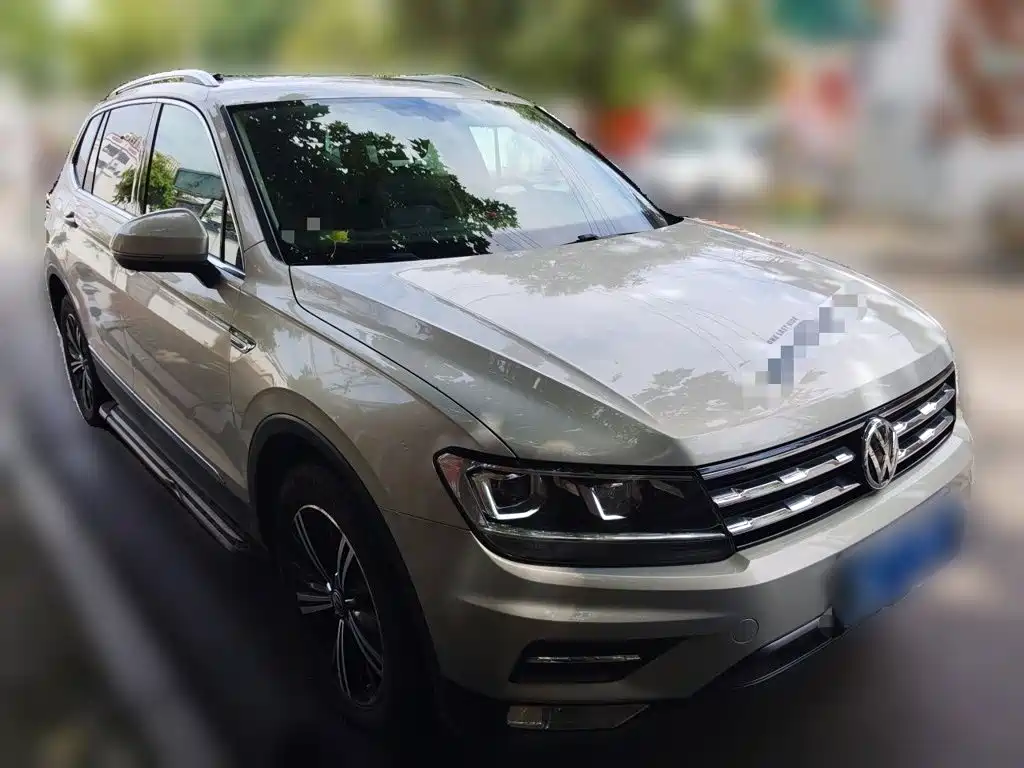 Volkswagen Tiguan L — миниатюра 24