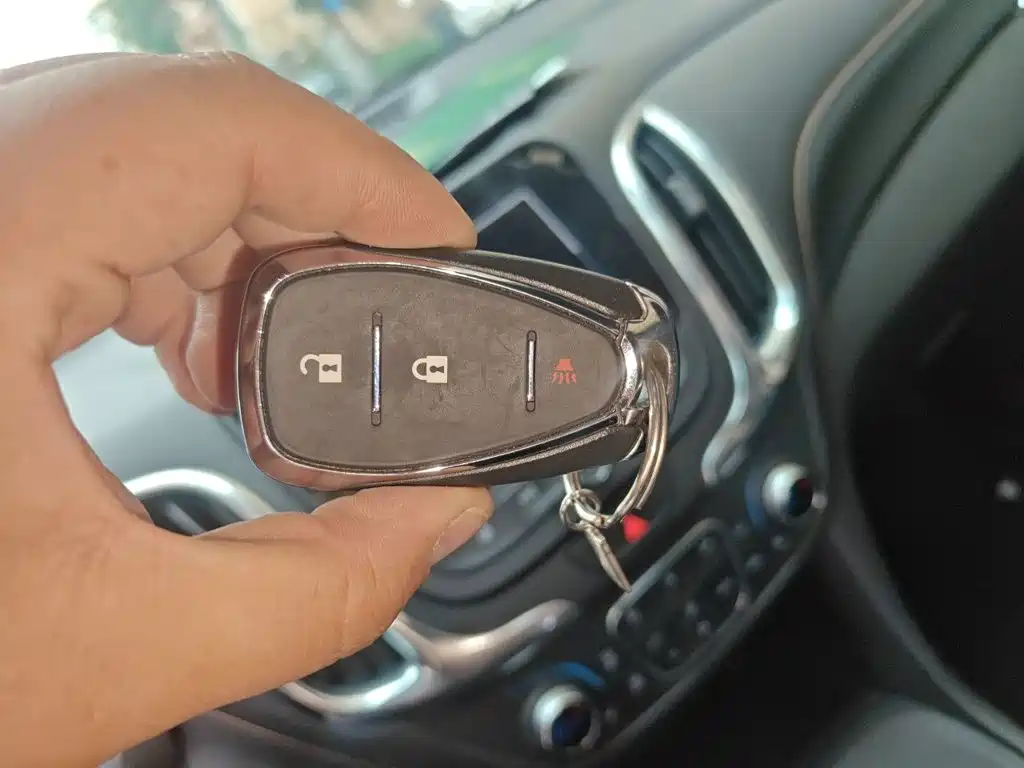 Chevrolet Equinox — миниатюра 9
