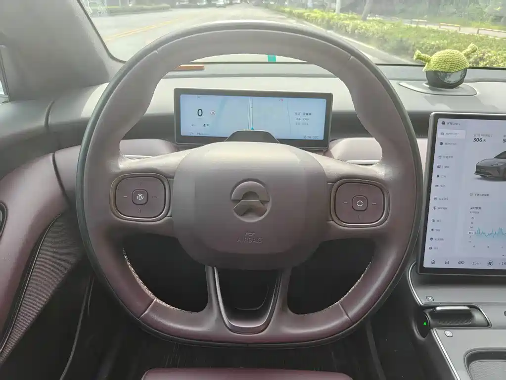 NIO ET5T — миниатюра 7