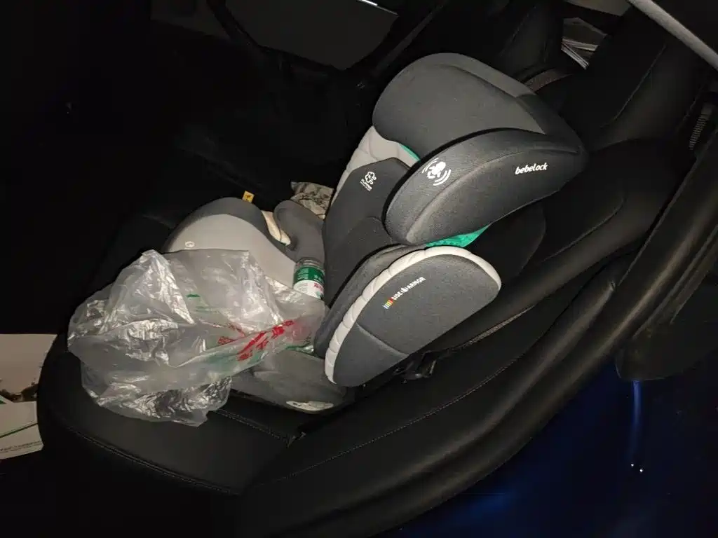 Tesla Model 3 — миниатюра 15
