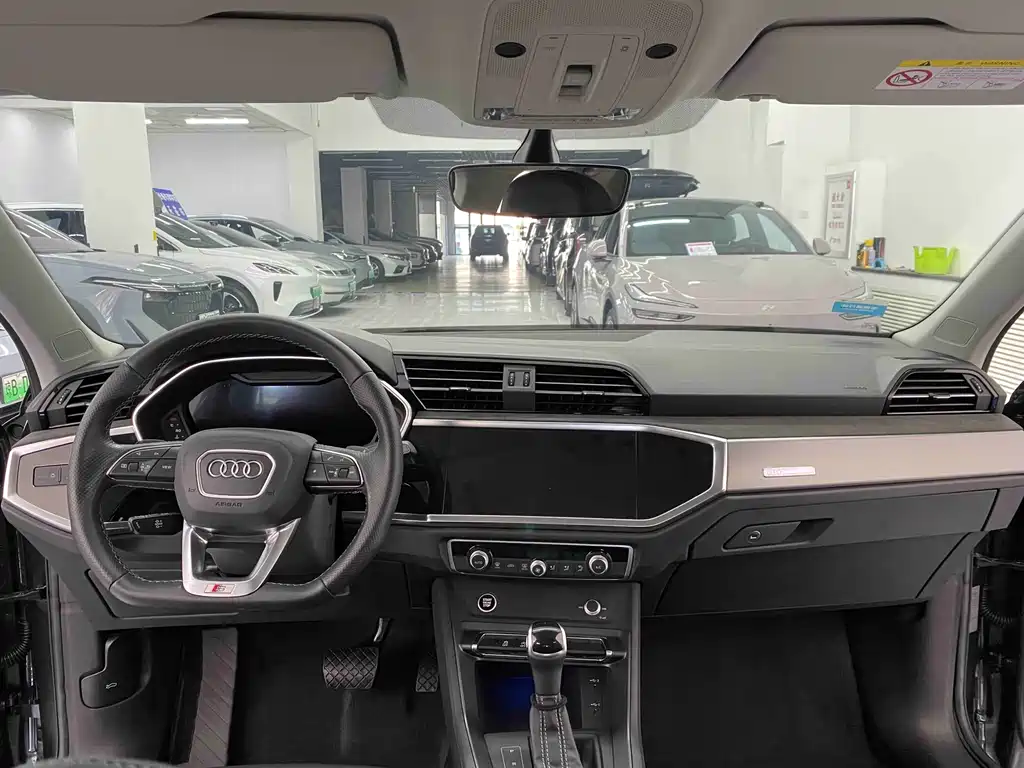 Audi Q3 Sportback — миниатюра 14