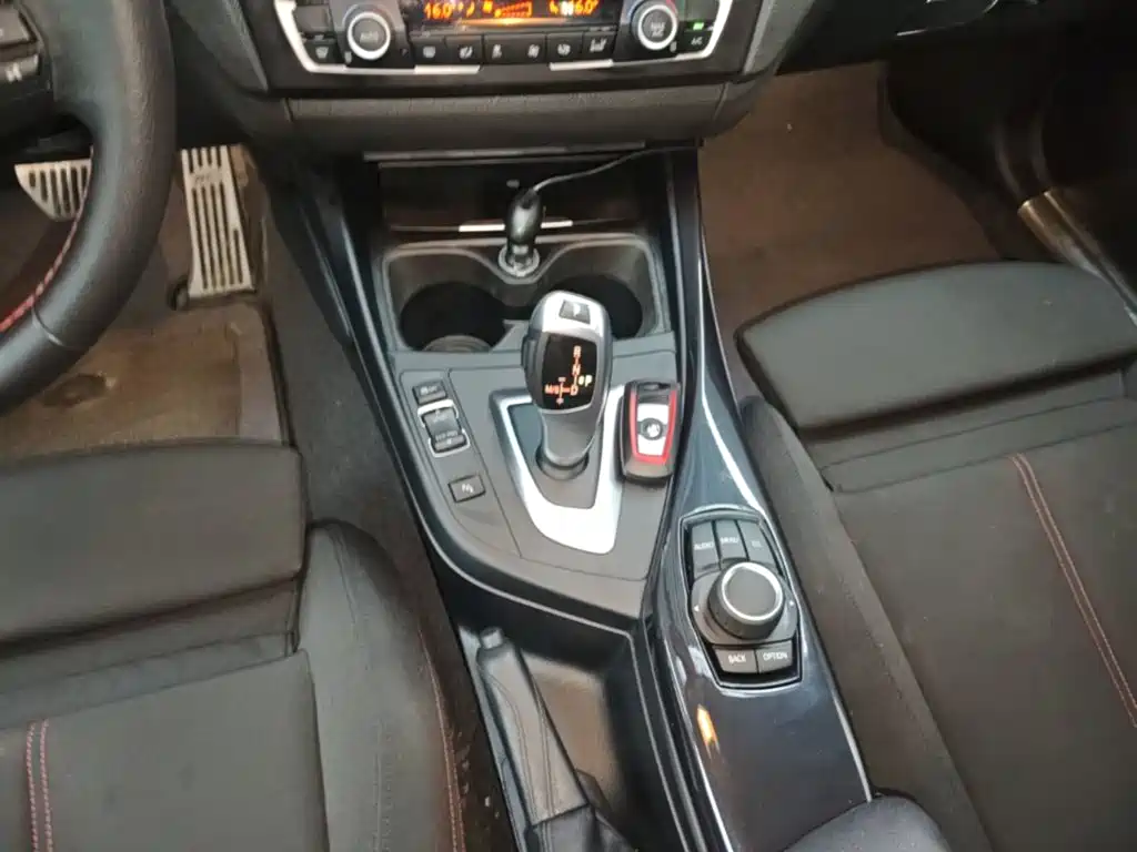 BMW 1 Series (Import) — миниатюра 14