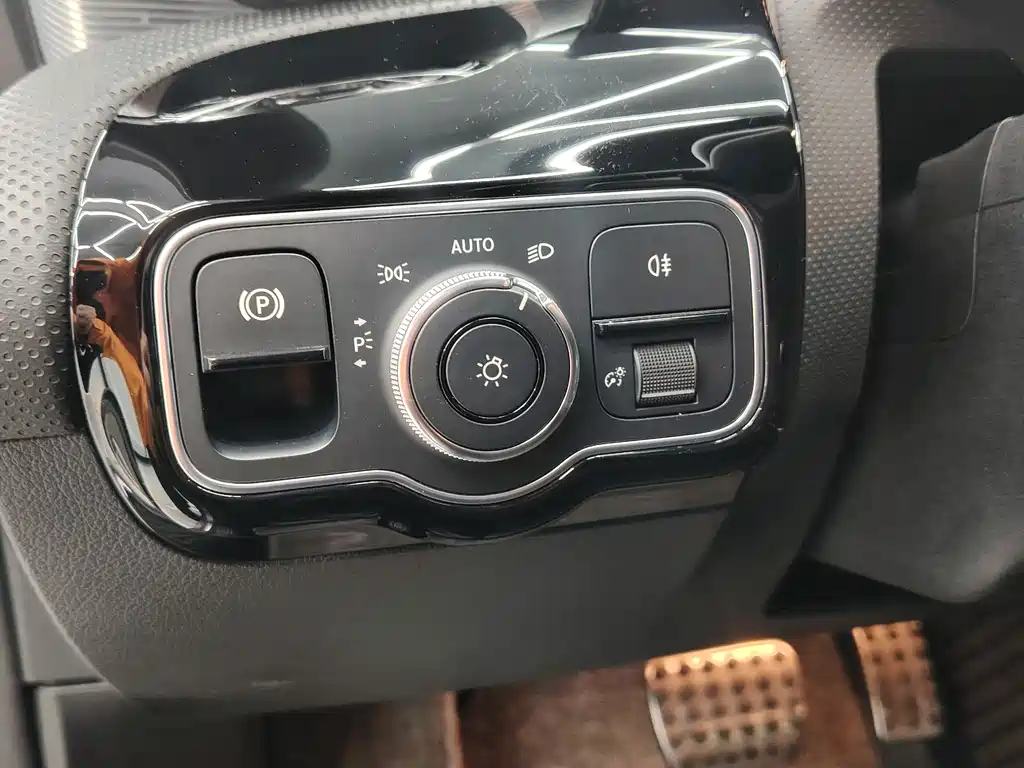 MERCEDES-BENZ A CLASS AMG