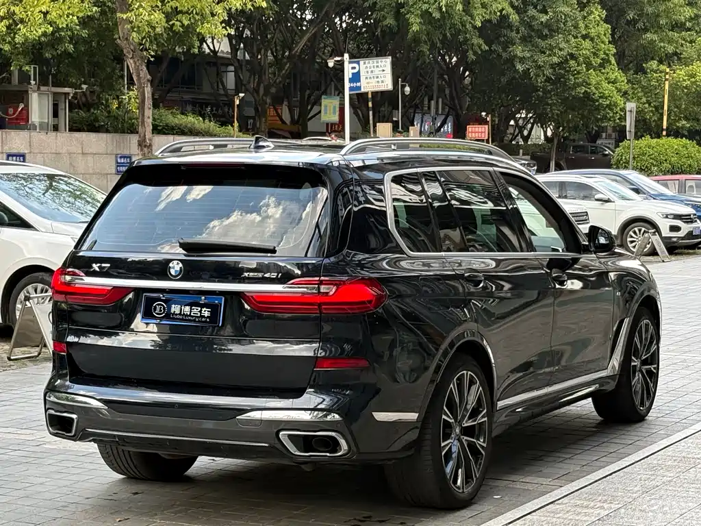 BMW X7 — миниатюра 6