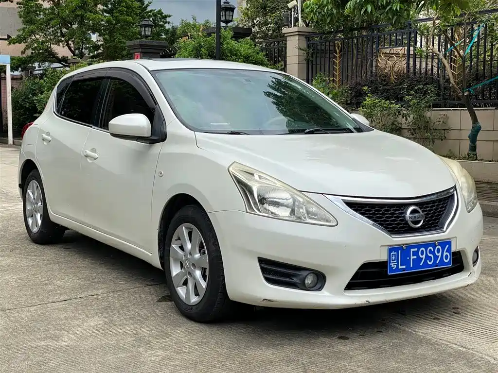 Nissan Tiida 2013 1.6L CVT