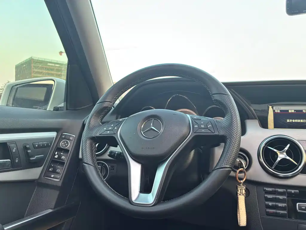 Mercedes-Benz GLK-Class — миниатюра 11