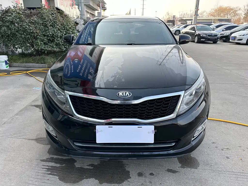 Kia K5 2015 2.0L AT GL