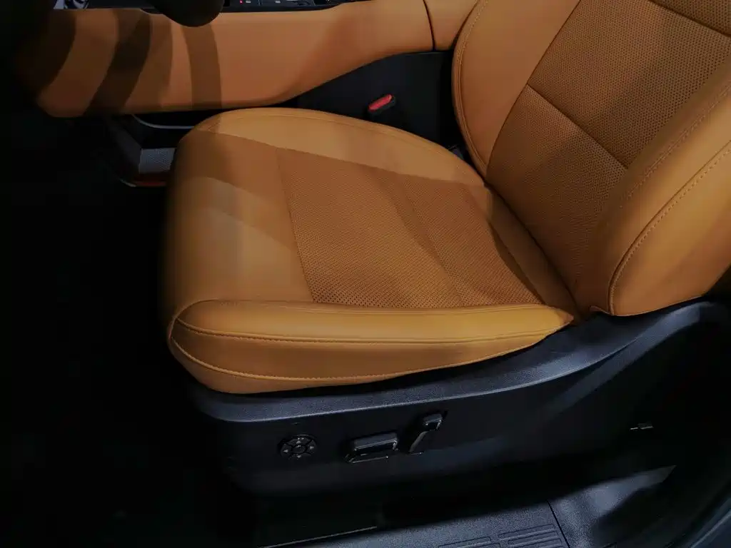 Haval Menglong New Energy — миниатюра 20
