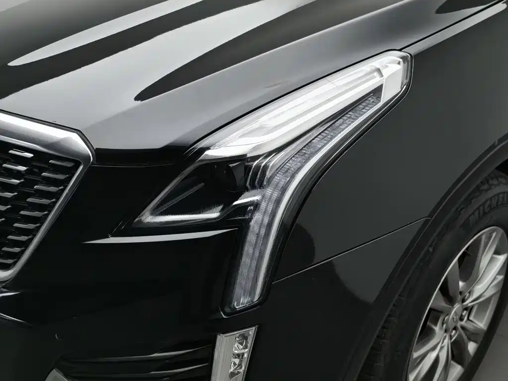 Cadillac XT5 — миниатюра 7