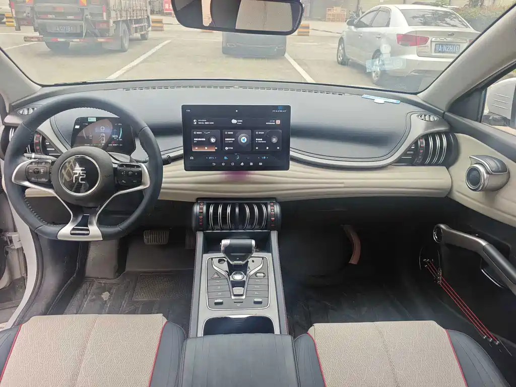 BYD Yuan Plus — миниатюра 5