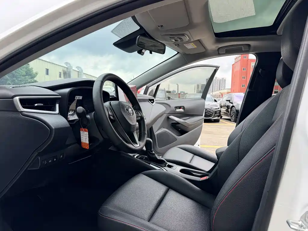 Toyota Corolla — миниатюра 8