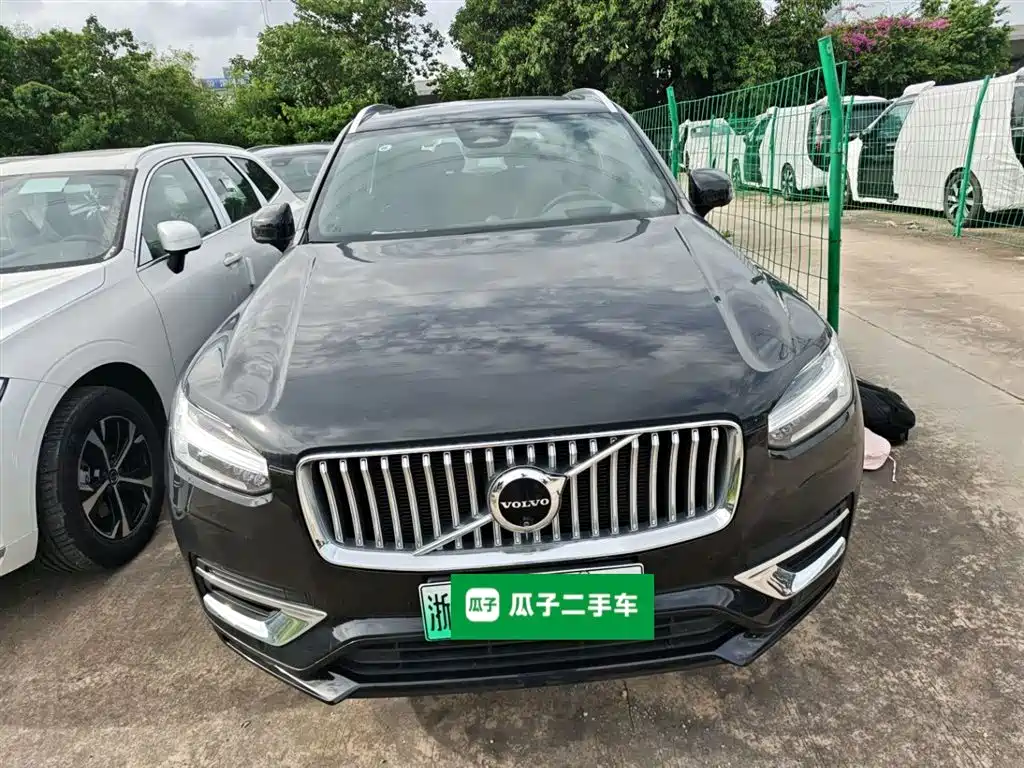 VOLVO  XC90 PLUG IN HYBRID