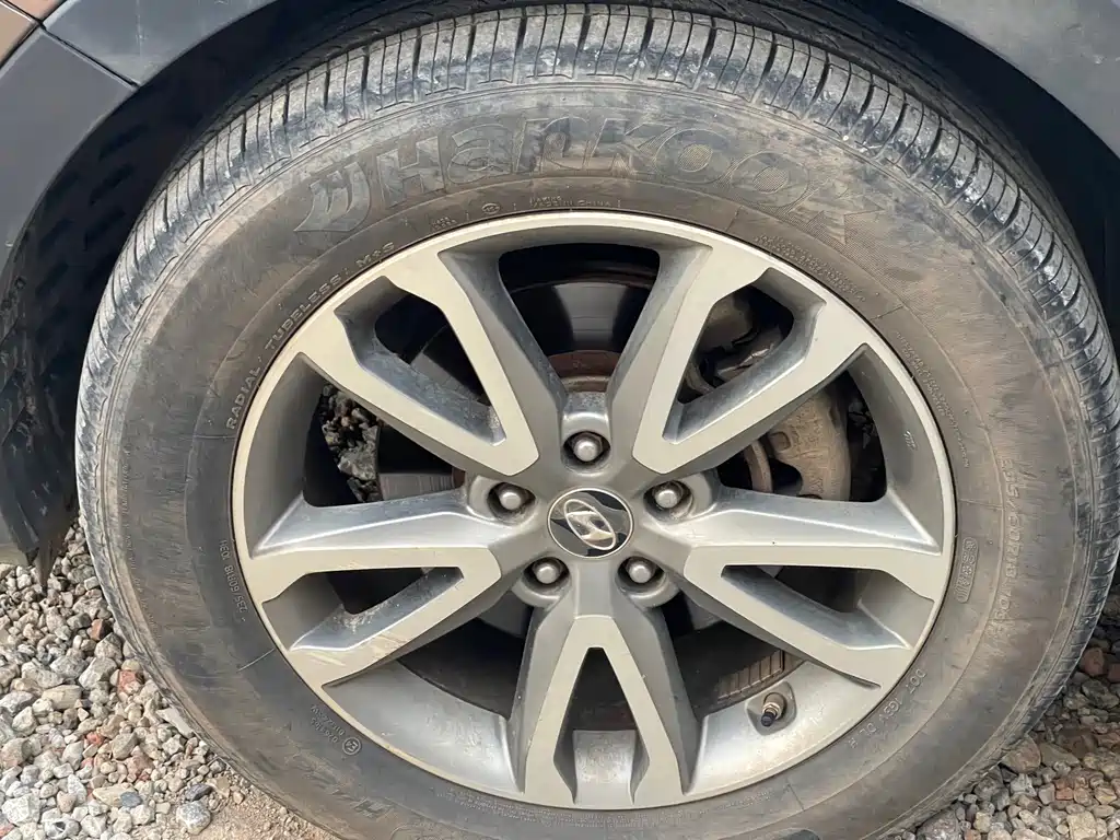 Hyundai Santa Fe — миниатюра 12