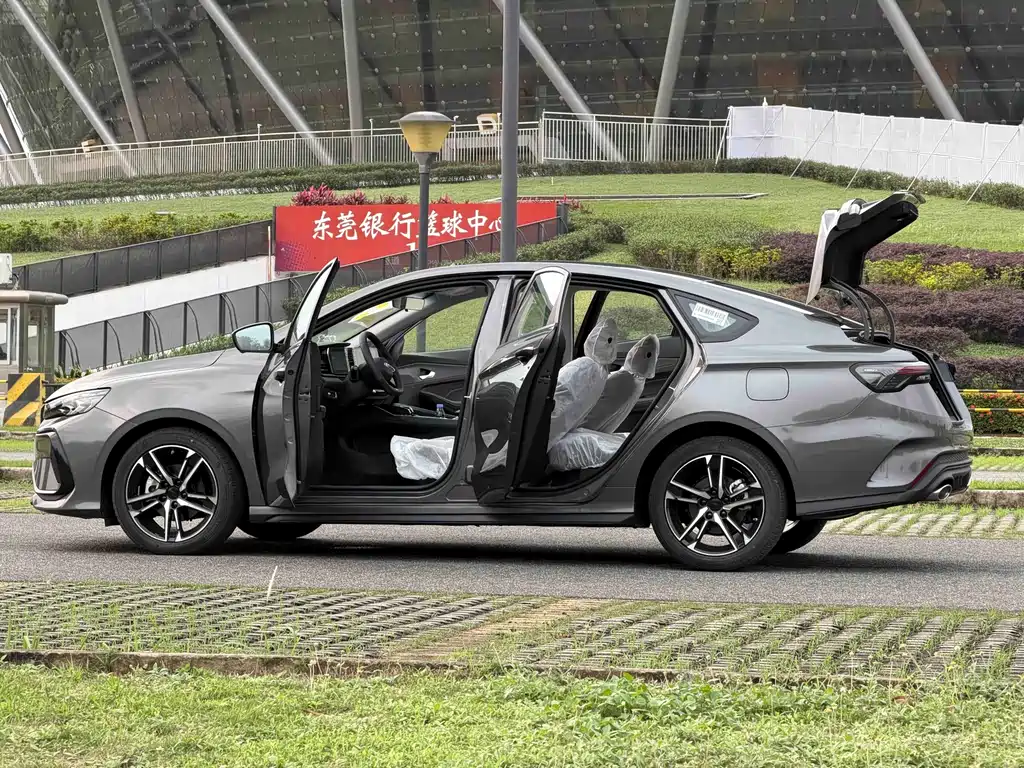 Geely Binrui — миниатюра 27
