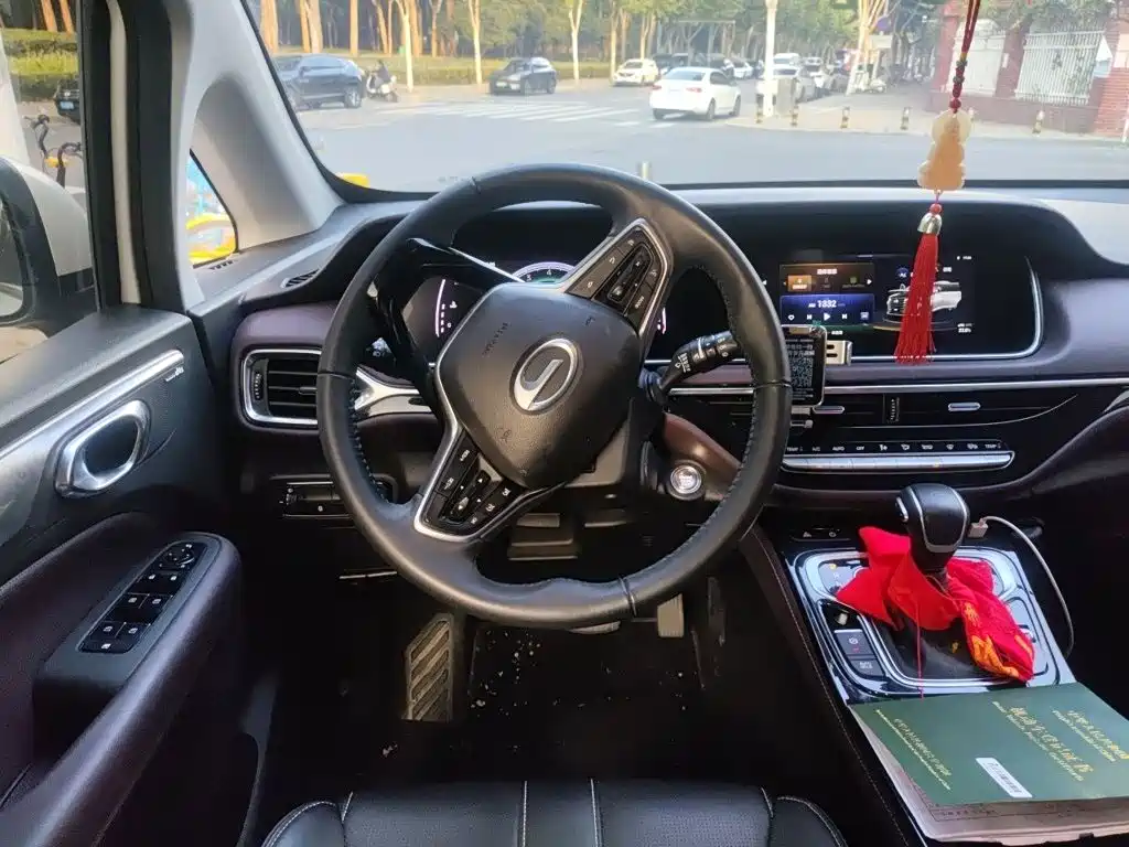 GAC Motor Trumpchi M6 — миниатюра 3