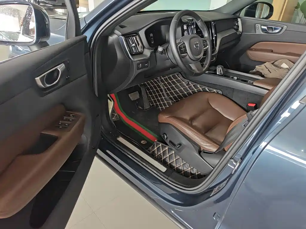 Volvo XC60 — миниатюра 16
