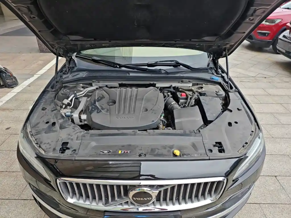 Volvo S90 — миниатюра 20