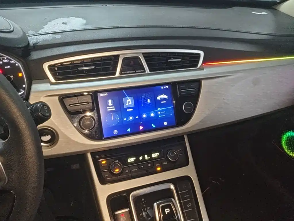 Geely Boyue — миниатюра 13