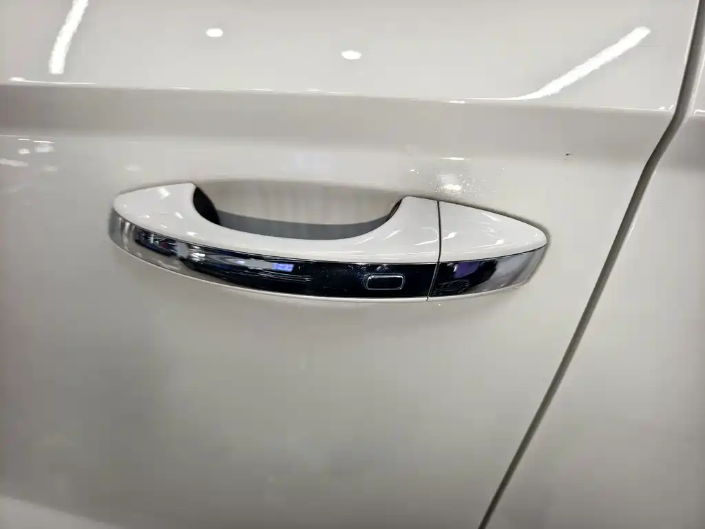 Volkswagen Tharu — миниатюра 15