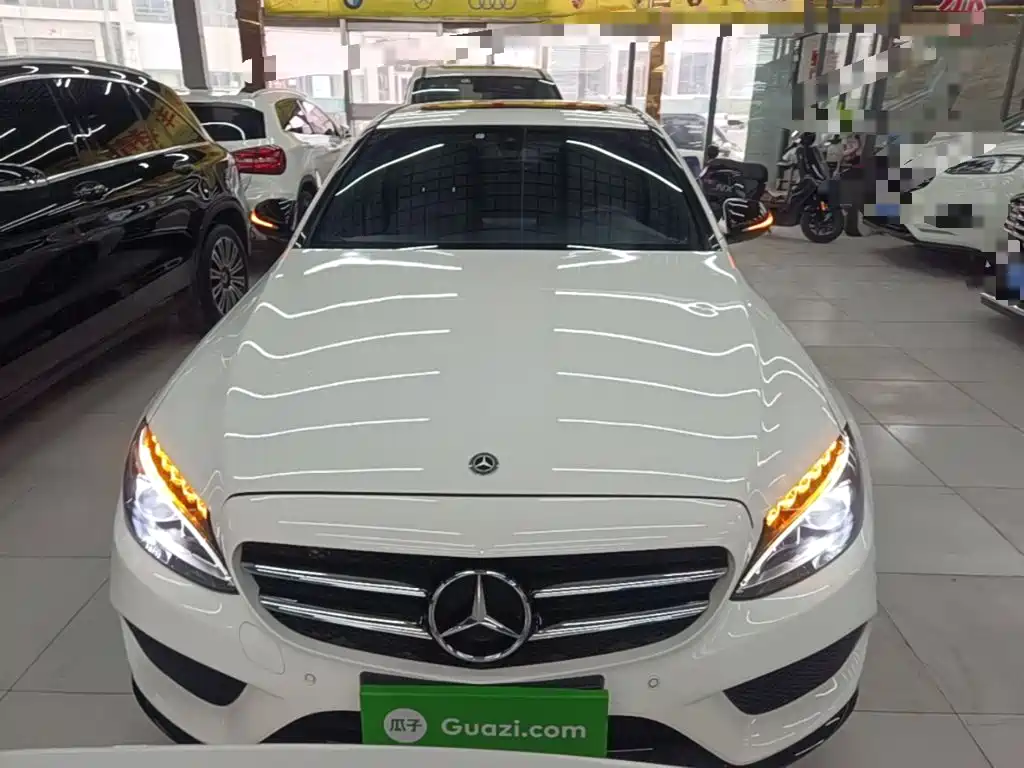 Mercedes-Benz C-Class — миниатюра 3