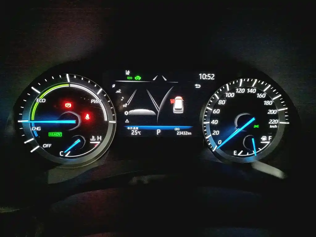 Toyota Highlander 2023 2.5L Luxury 7 мест