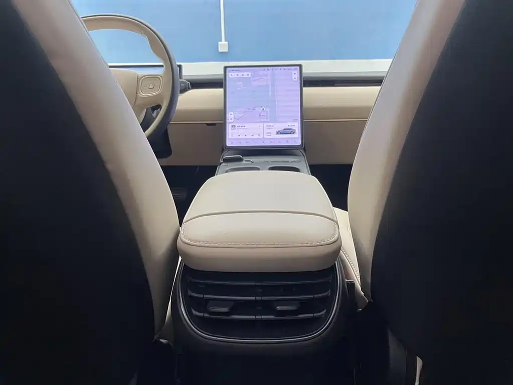 NIO ET5 — миниатюра 16