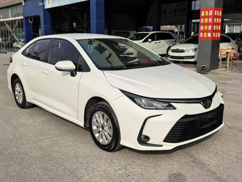TOYOTA COROLLA
