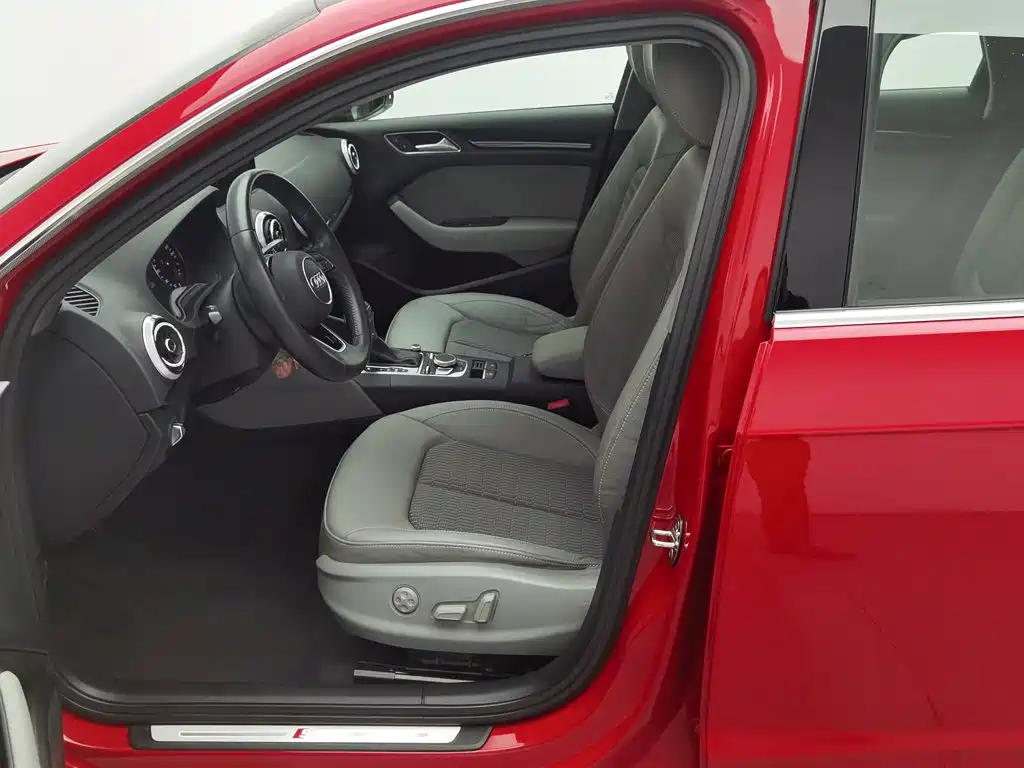 Audi A3 — миниатюра 10