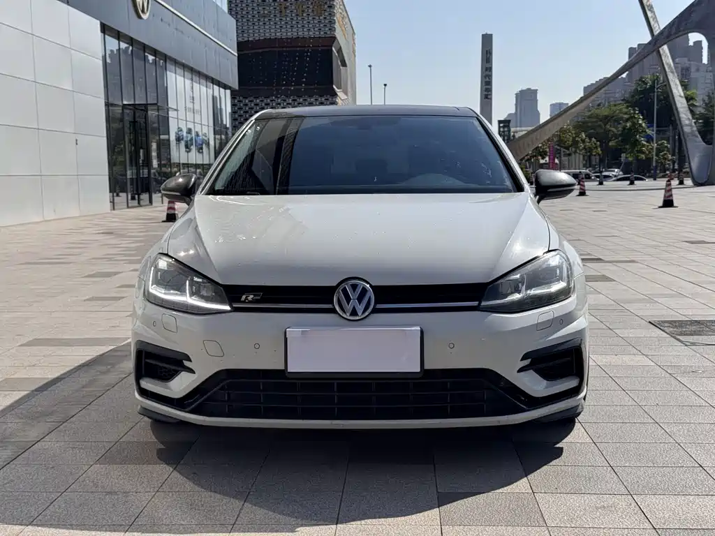 Volkswagen Golf — миниатюра 2