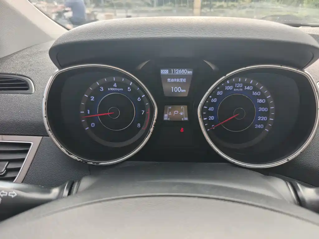 Hyundai Elantra Langdong — миниатюра 15