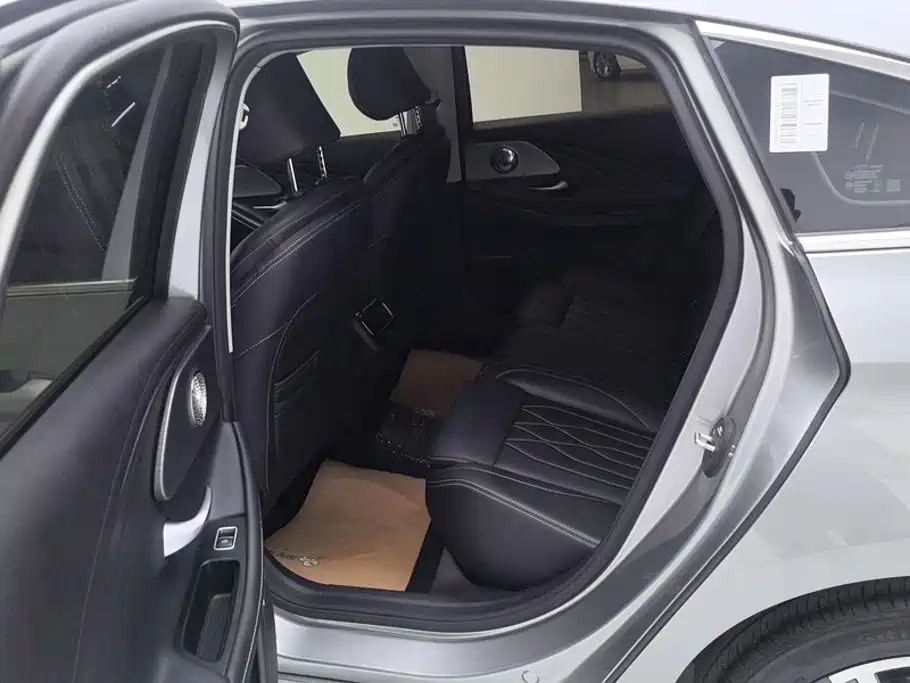 Chery Arrizo 8 — миниатюра 11