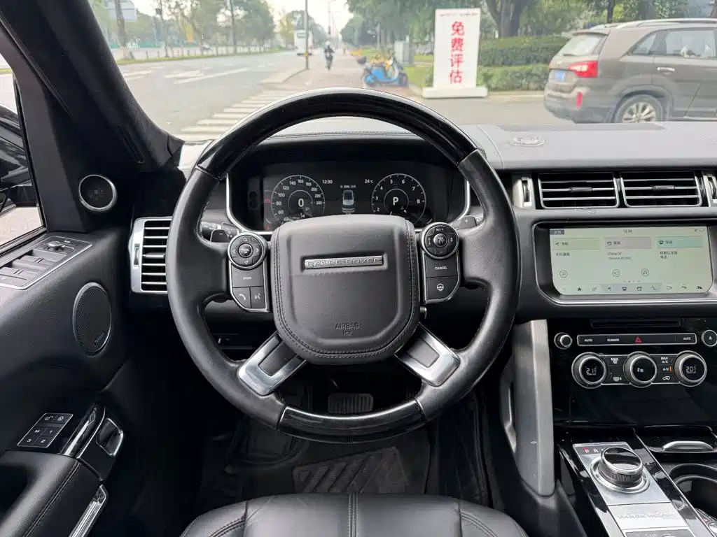 Land Rover Range Rover — миниатюра 14
