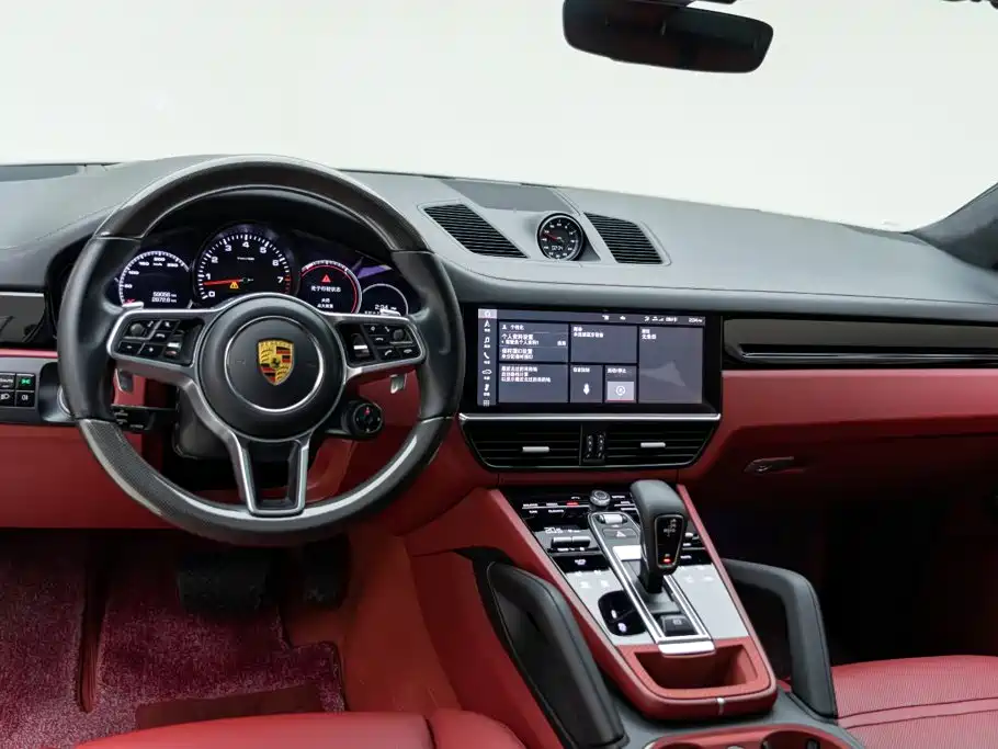 Porsche Cayenne — миниатюра 13