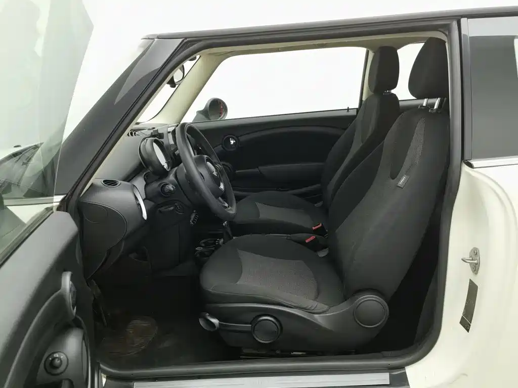 MINI Mini Clubman — миниатюра 10