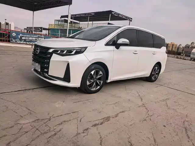 GAC Trumpchi M6
