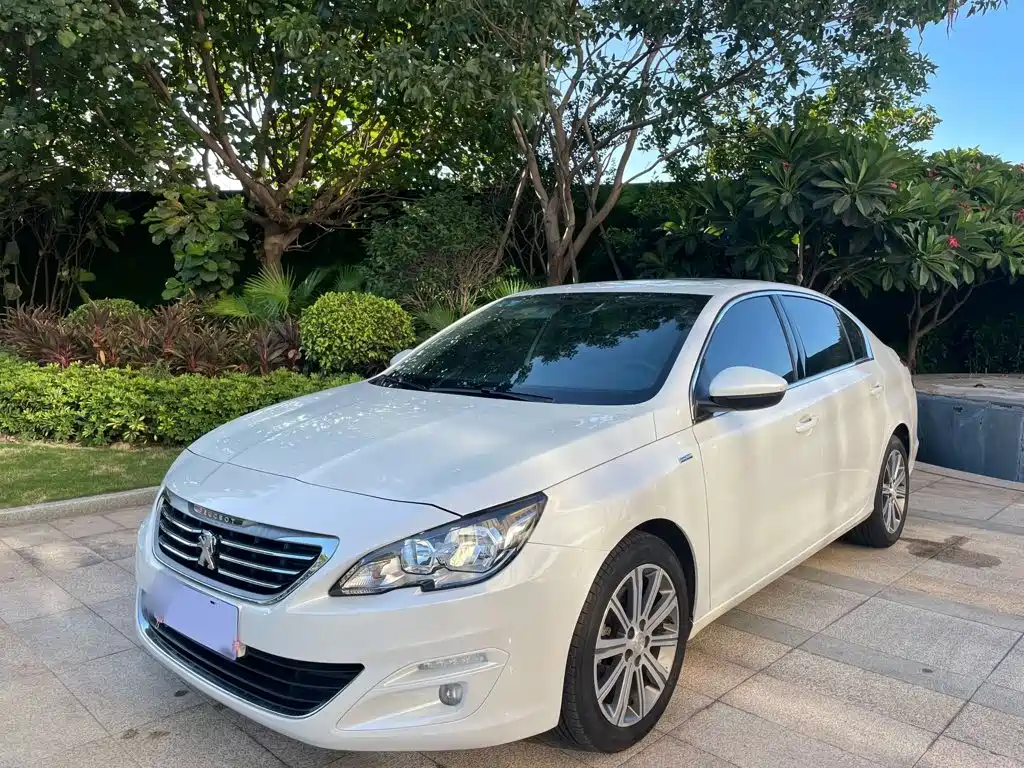 Peugeot 408