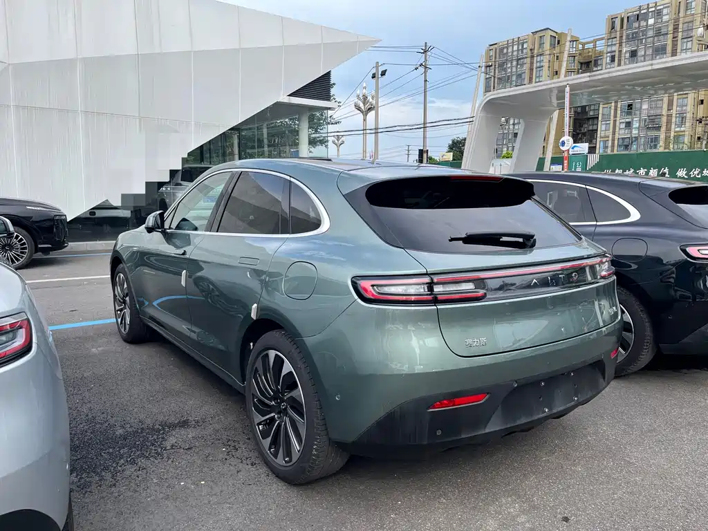 AITO Wenjie AITO M5 — миниатюра 7