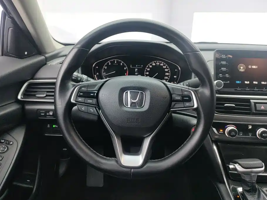 Honda Accord — миниатюра 15