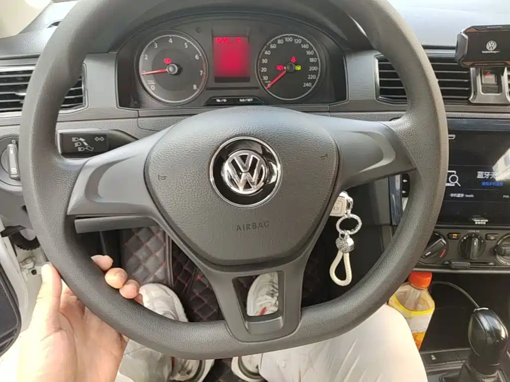 Volkswagen Santana — миниатюра 11
