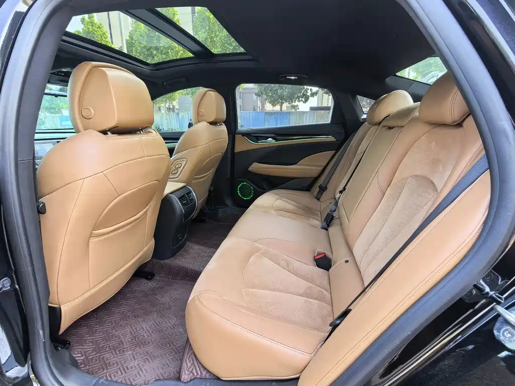 Buick LaCrosse — миниатюра 13