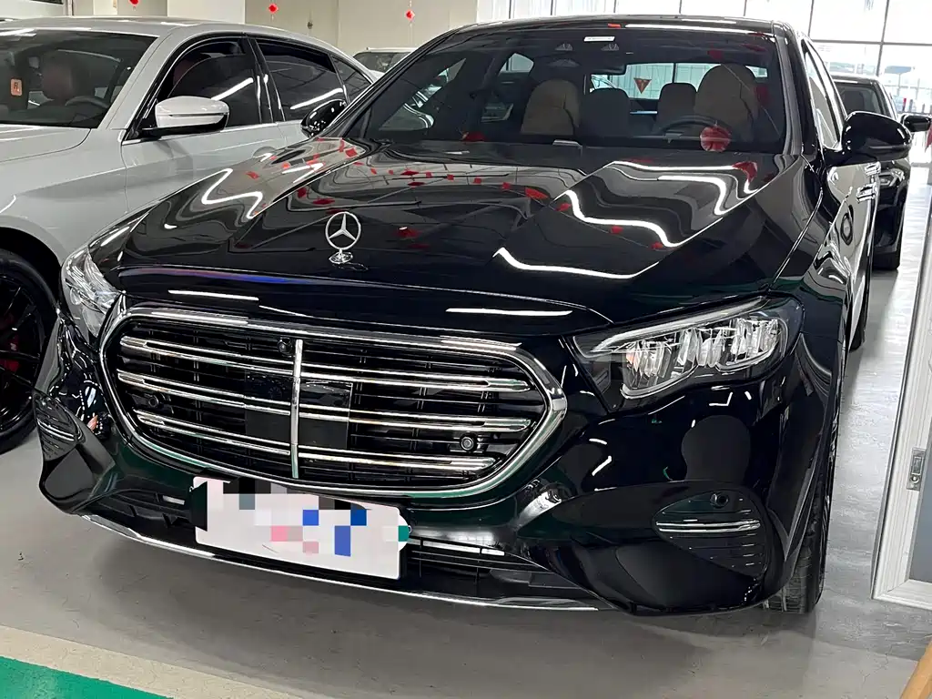 Mercedes-Benz E-Class 2025