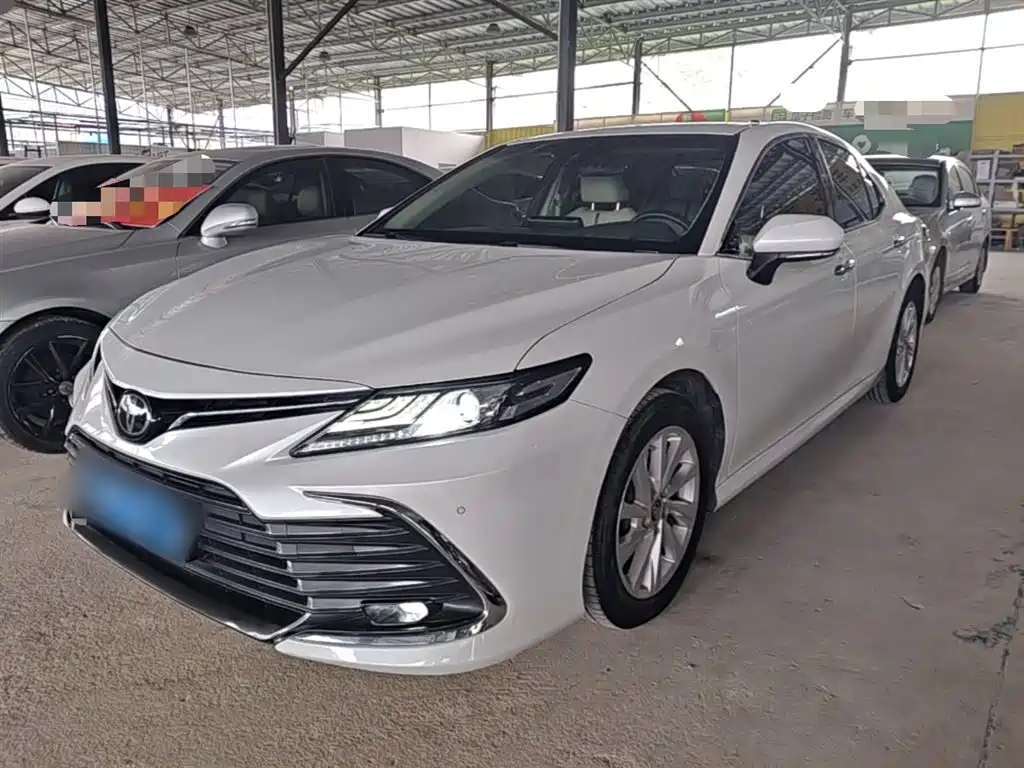 Toyota Camry 2021