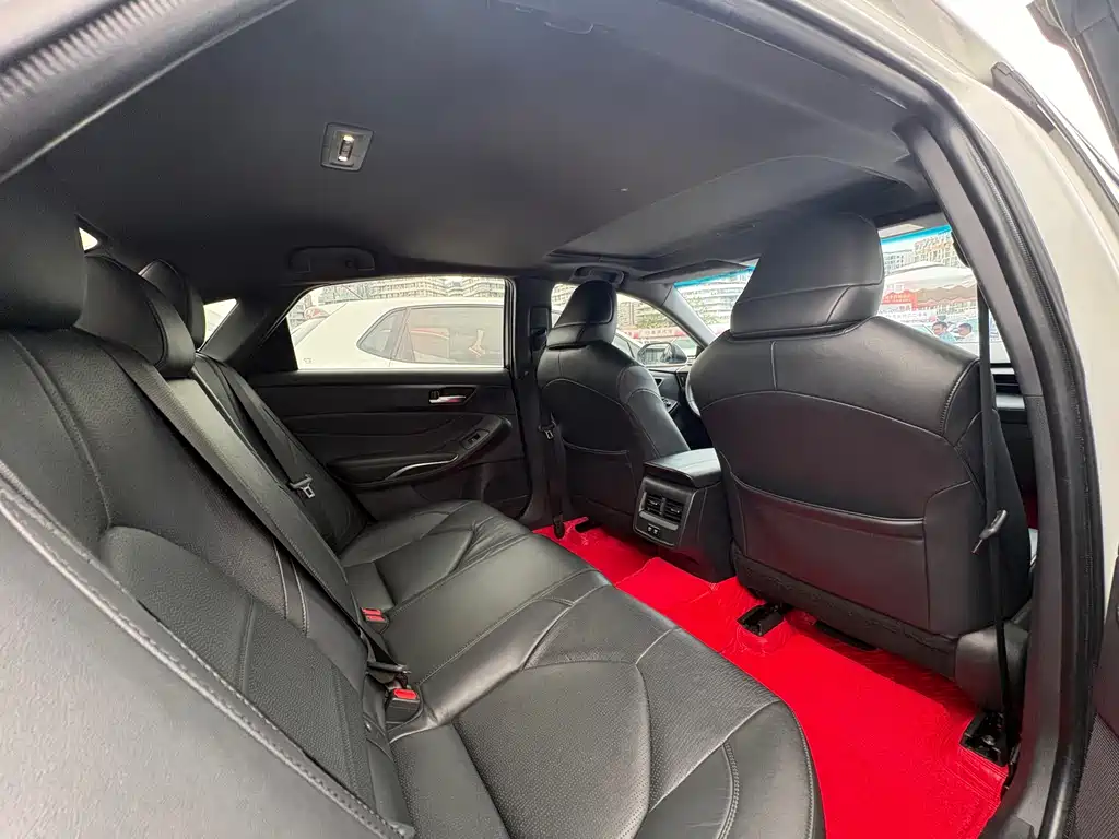 Toyota Avalon — миниатюра 14