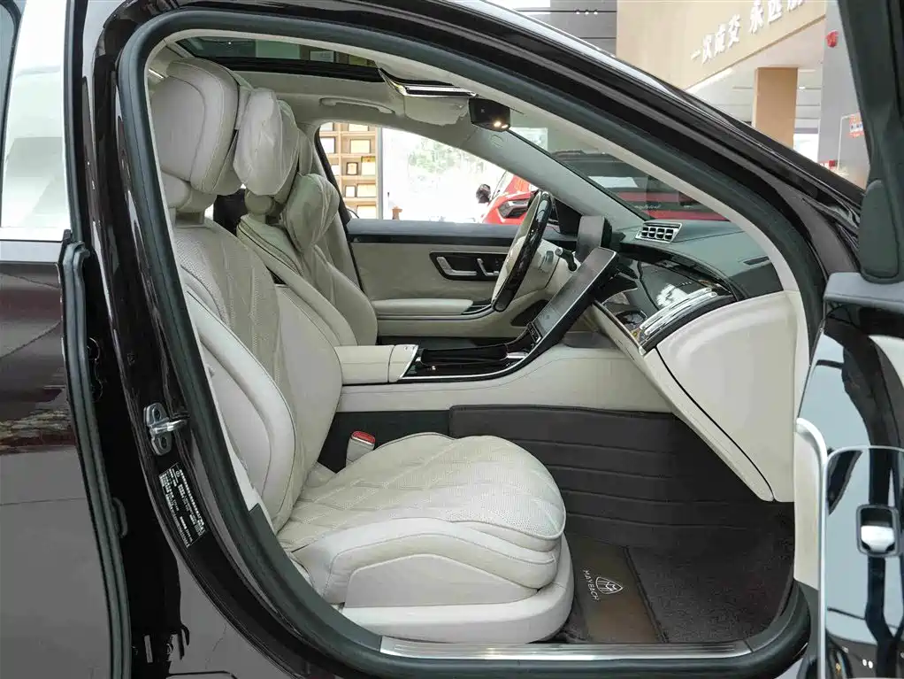 Mercedes-Benz S-Class — миниатюра 12