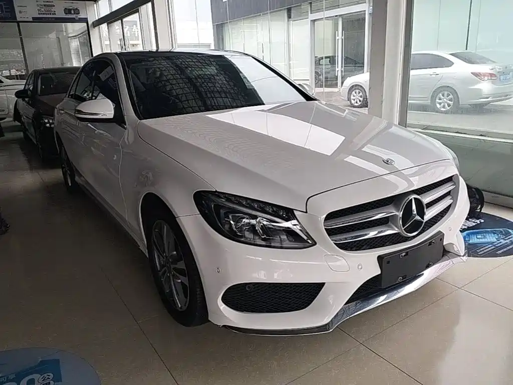 Mercedes-Benz C-Class — миниатюра 4