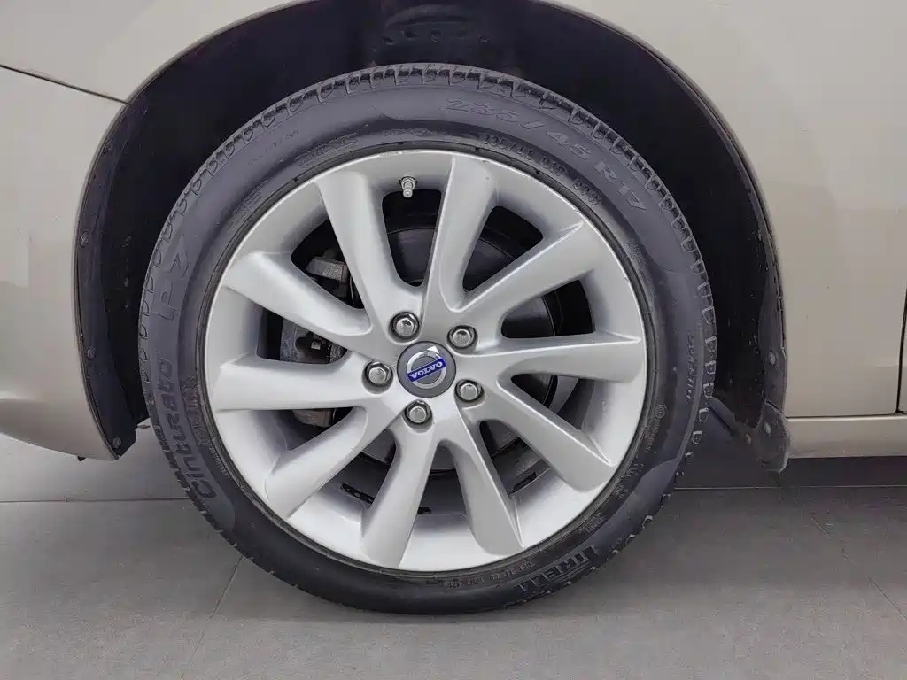 Volvo S60 — миниатюра 17