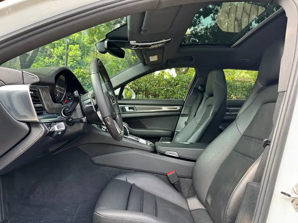 Porsche Panamera — миниатюра 7