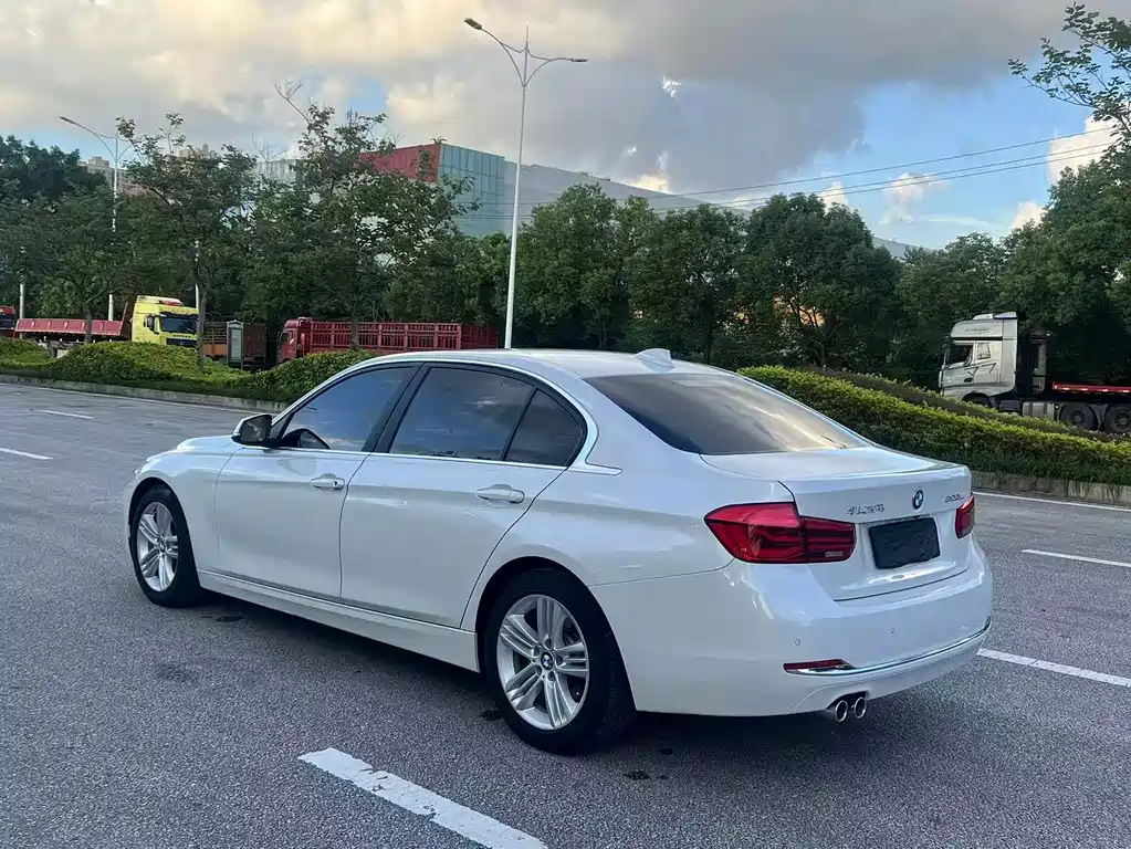 BMW 3 Series — миниатюра 6